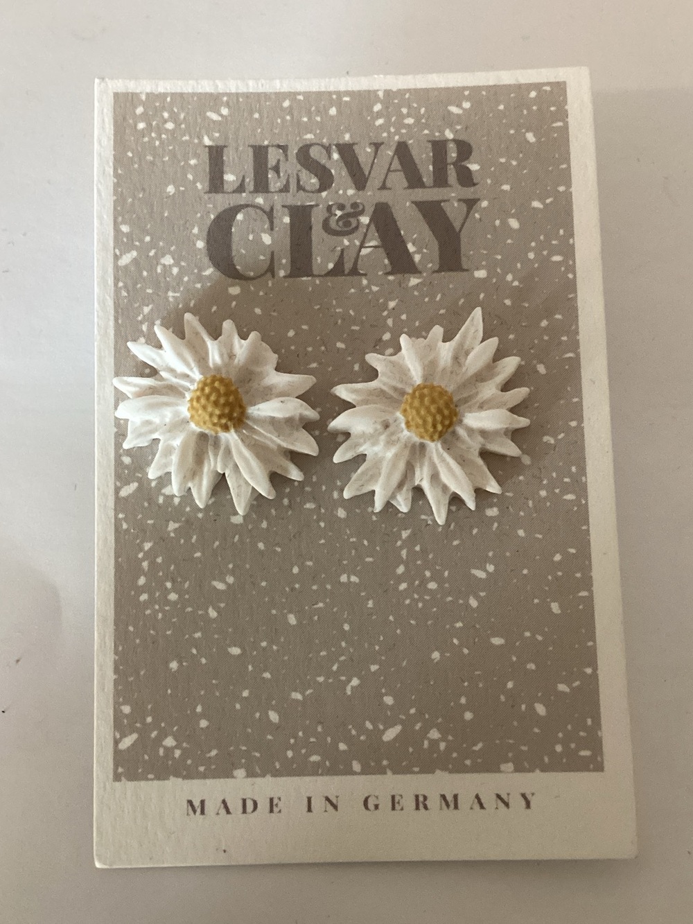 White Daisy Stud Earrings with Yellow Center